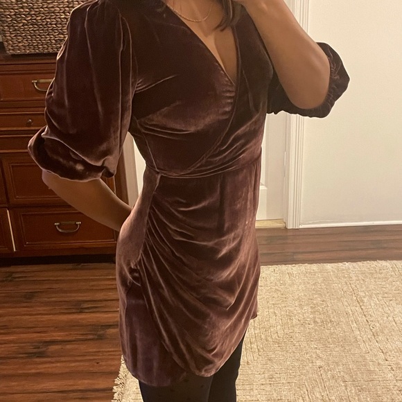 Aritzia Wilfred Lyric Velvet Dress - Picture 5 of 6